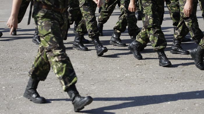 В Крыму начали массово вызывать татар в оккупационные военкоматы , — СМИ