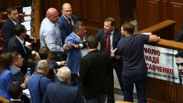 Юридически фракция Ляшко до сих пор в коалиции, — регламентный комитет