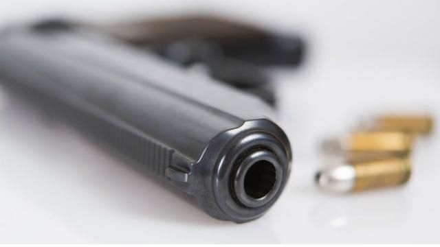 Стрілянина в пологовому будинку Одеси: є поранені Стрілянина в пологовому будинку Одеси: є поранені