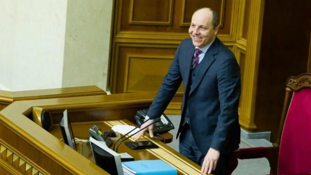 В коалиции больше 226 депутатов, парламент продолжает работать, — Парубий В коалиции больше 226 депутатов, парламент продолжает работать, — Парубий