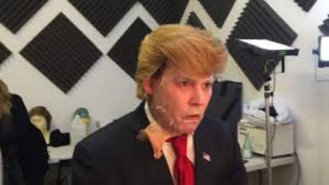 Джонни Депп "содрал" с себя лицо Дональда Трампа