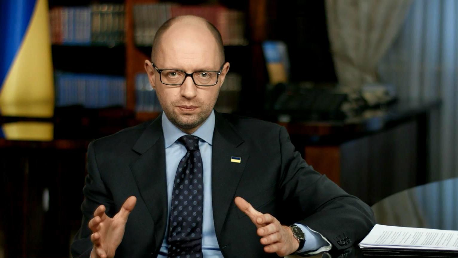 Яценюк похвалився розкриттям масштабної фінансової афери Яценюк похвалився розкриттям масштабної фінансової афери