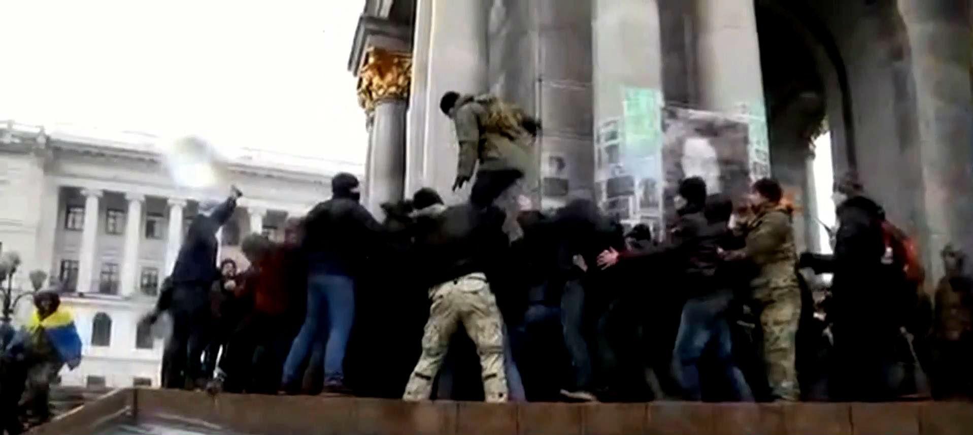 На Майдане произошла драка
