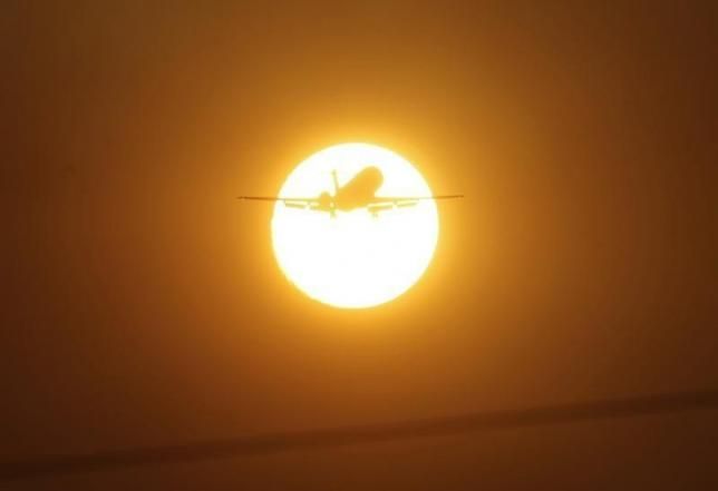 У пасажирських літаках заборонили перевозити партії найпопулярніших акумуляторів до гаджетів У пасажирських літаках заборонили перевозити партії найпопулярніших акумуляторів до гаджетів