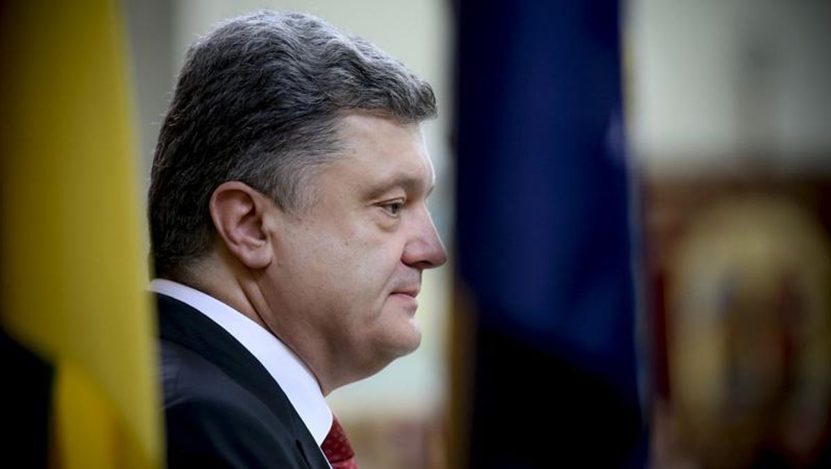 Порошенко подписал "безвизовые законы" - 25 февраля 2016 - Телеканал новин 24 Порошенко подписал "безвизовые законы" - 25 февраля 2016 - Телеканал новин 24