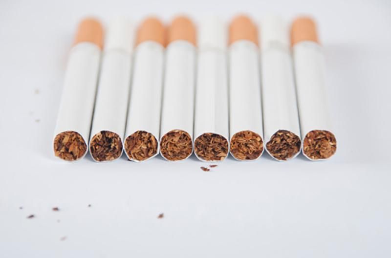 Уманський: Відмова від мінімальної ціни на тютюн коштуватиме бюджету 2,2 мільярди гривень Уманський: Відмова від мінімальної ціни на тютюн коштуватиме бюджету 2,2 мільярди гривень