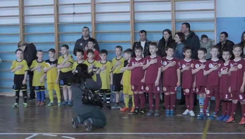 На Київщині евакуювали школу: 17 дітей потрапили до лікарні На Київщині евакуювали школу: 17 дітей потрапили до лікарні