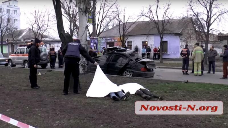 Моторошна аварія у Миколаєві: багато жертв (18+) Моторошна аварія у Миколаєві: багато жертв (18+)