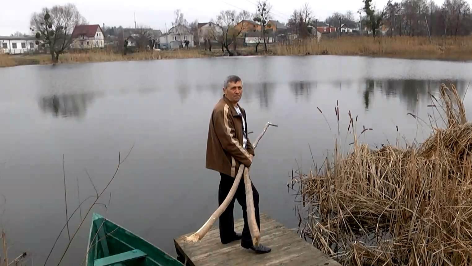 Пенсіонер героїчно врятував трьох людей на Київщині Пенсіонер героїчно врятував трьох людей на Київщині