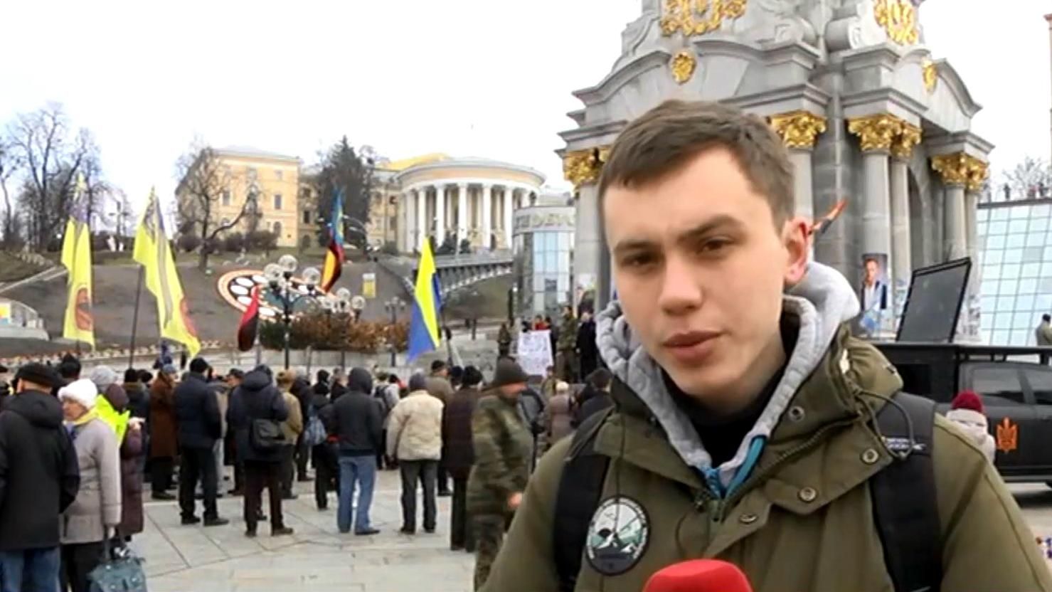 На Майдане началось вече "Революционных правых сил"