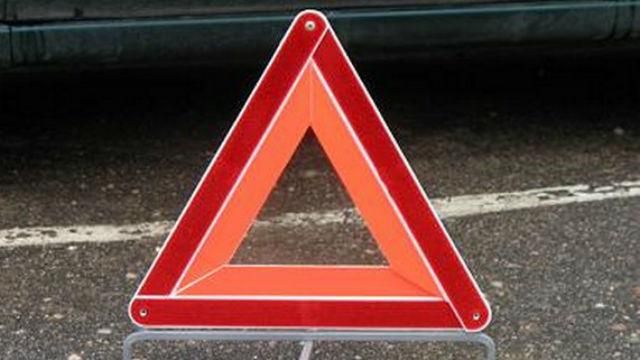 Страшная авария на Черниговщине: авто расплющило, три человека умерли на месте Страшная авария на Черниговщине: авто расплющило, три человека умерли на месте