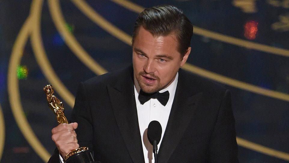 Соцмережі не дають спокою Ді Капріо навіть після перемоги Соцмережі не дають спокою Ді Капріо навіть після перемоги