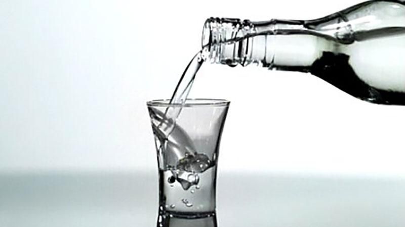 Бутылка водки — 70 гривен: подорожание уже с марта Бутылка водки — 70 гривен: подорожание уже с марта