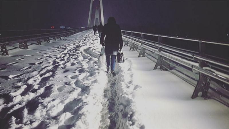 Москву паралізував рекордний сніг