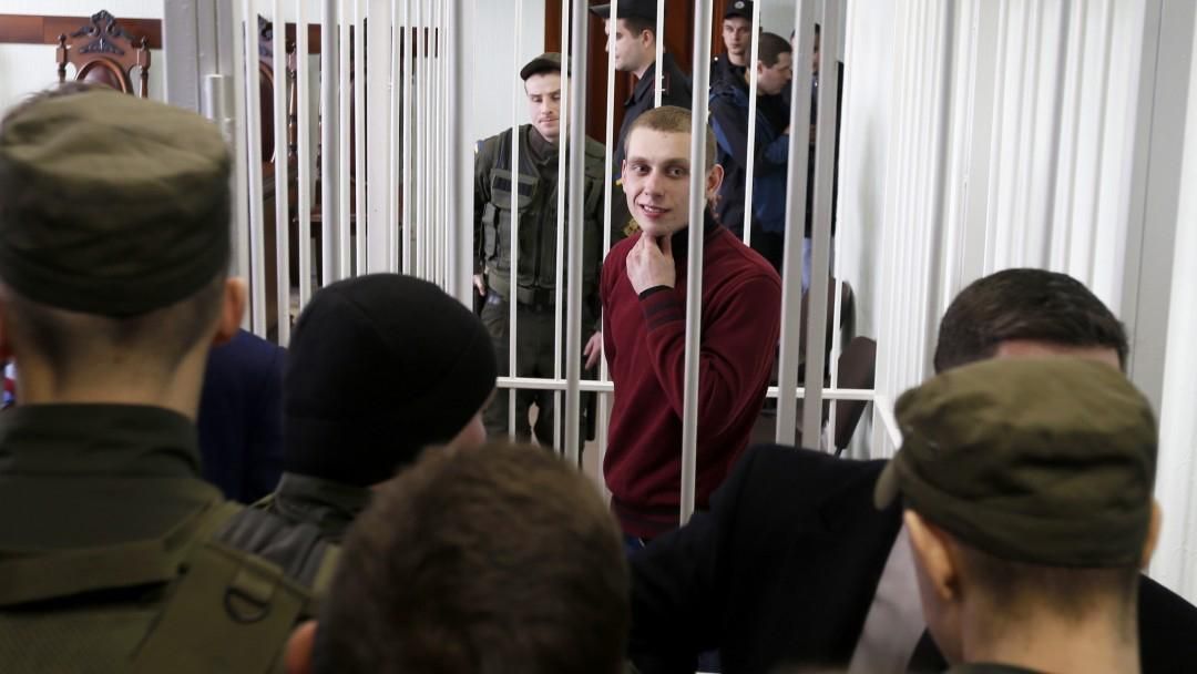 Аваков готовий особисто поручитись за патрульного, який вбив пасажира BMW Аваков готовий особисто поручитись за патрульного, який вбив пасажира BMW