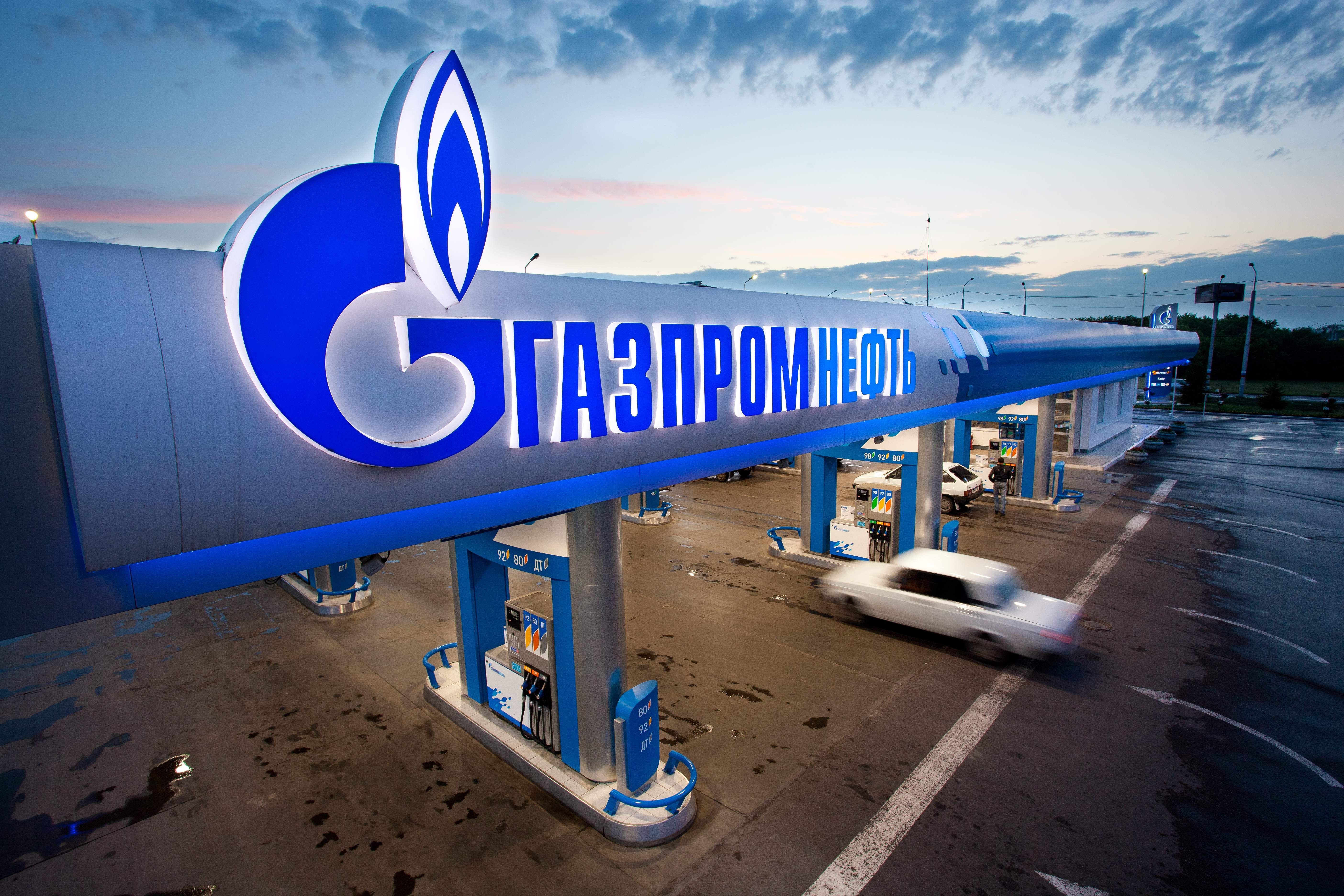 Уряд має вибити з "Газпрому" всі борги за транзит, – Логвинський