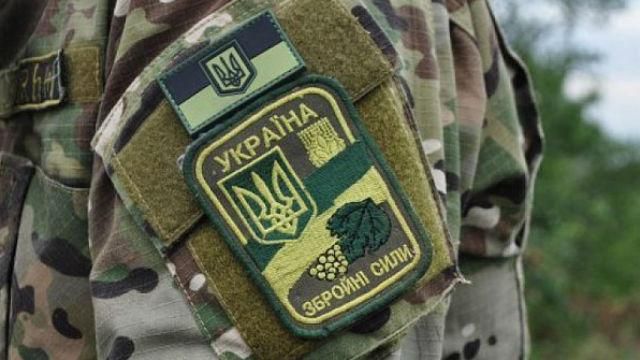 Скандал в Одесі. Чоловік прикидався бійцем та розбещував школярів (Відео 18+) Скандал в Одесі. Чоловік прикидався бійцем та розбещував школярів (Відео 18+)