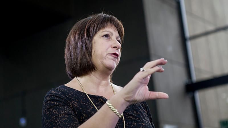 Опрос: Кого вы хотите видеть премьером? Опрос: Кого вы хотите видеть премьером?