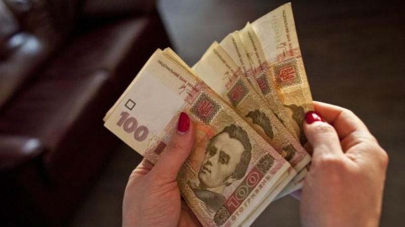 Як послаблення валютних обмежень позначиться на курсу гривні Як послаблення валютних обмежень позначиться на курсу гривні