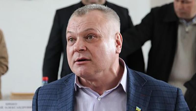 Мэр Смелы назвал свою отставку "переворотом", а решение депутатов связывает с проверками