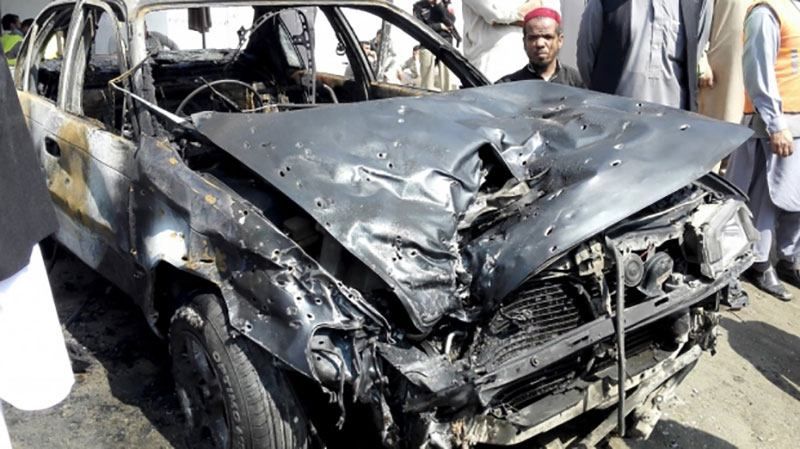 Страшний теракт у Пакистані забрав десять життів (18+) Страшний теракт у Пакистані забрав десять життів (18+)