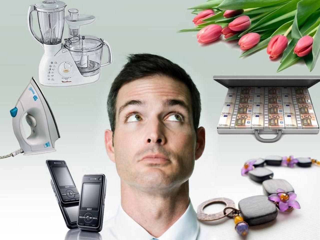 Что подарить своим женщинам: три оптимальных набора (Инфографика) Что подарить своим женщинам: три оптимальных набора (Инфографика)