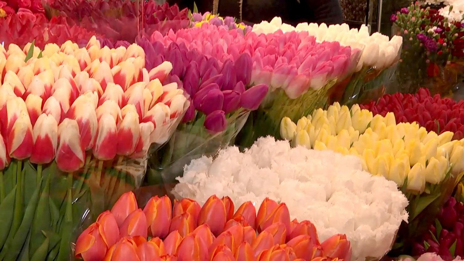 Скільки коштує букет квітів до восьмого березня