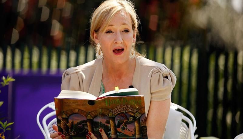 Письменниця Джоан Роулінг підготувала черговий сюрприз поттероманам Письменниця Джоан Роулінг підготувала черговий сюрприз поттероманам