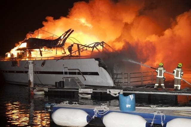 Майже десяток елітних яхт згоріло в ОАЕ