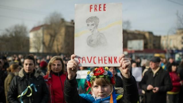 Дорогою до Савченко українських нардепів затримали в аеропорту Москви Дорогою до Савченко українських нардепів затримали в аеропорту Москви