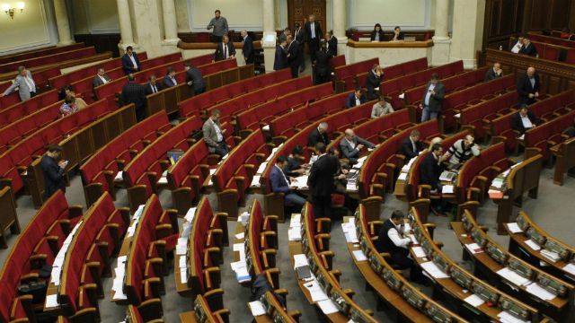 Беднейшие из Рады: кто из нардепов получает компенсацию за жилье (Документ) Беднейшие из Рады: кто из нардепов получает компенсацию за жилье (Документ)