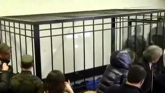 Стало известно, почему пасынку Фирташа стало плохо в суде