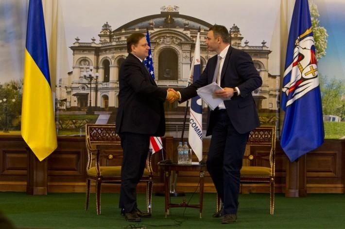 Кличко: Ми створюємо умови для залучення інвесторів Кличко: Ми створюємо умови для залучення інвесторів