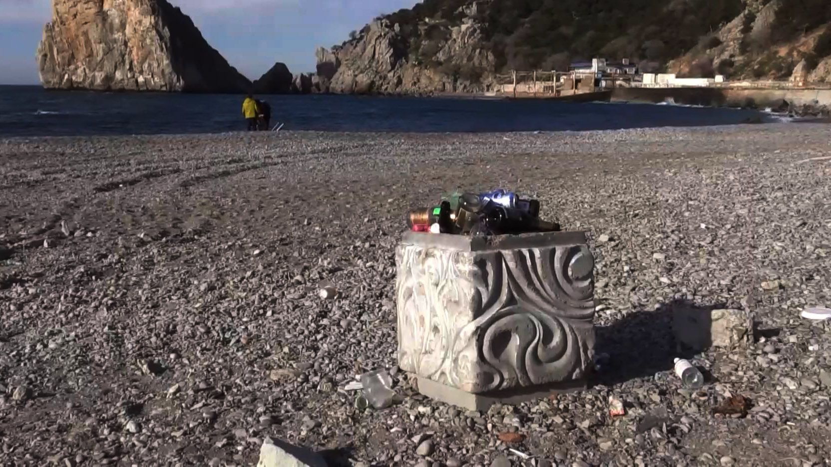 Гори сміття та понівечені пляжі: як готується окупований Крим до туристичного сезону