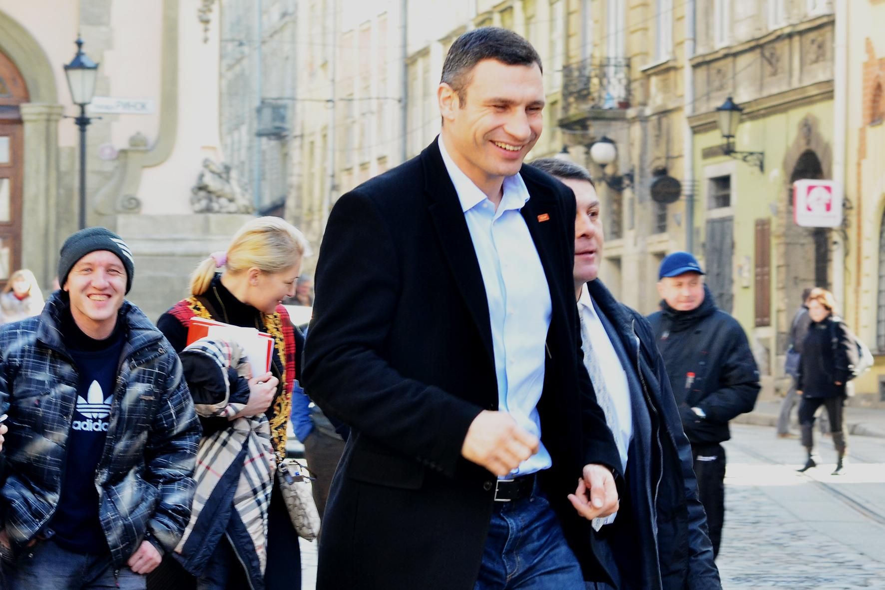 Виталий Кличко: "За месяц мы должны сделать парки комфортными для отдыха киевлян"