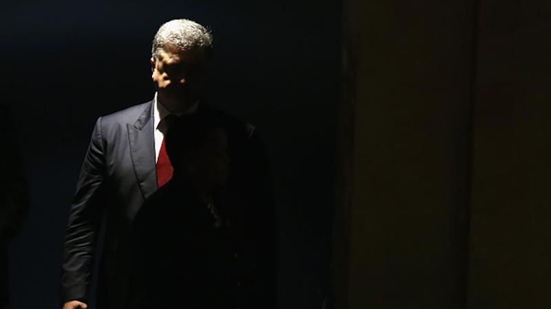 Порошенко ветировал скандальный закон об электронных декларациях чиновников Порошенко ветировал скандальный закон об электронных декларациях чиновников