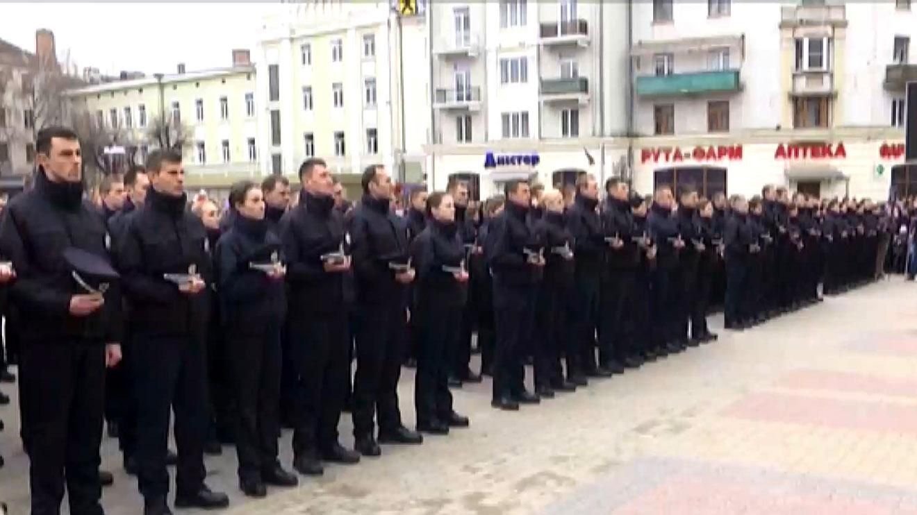  Лицо патрульной полиции в Тернополе: кто прошел жесткий отбор