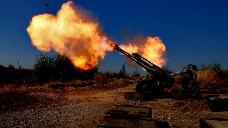 На фронті знову гаряче: у хід пішли танки, міномети та гранатомети На фронті знову гаряче: у хід пішли танки, міномети та гранатомети