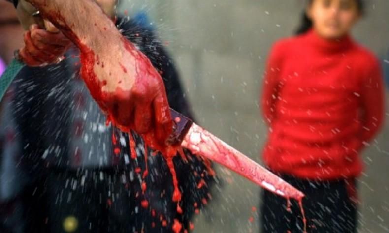 В одеському Макдональдсі хлопець підрізав двох бійців АТО В одеському Макдональдсі хлопець підрізав двох бійців АТО