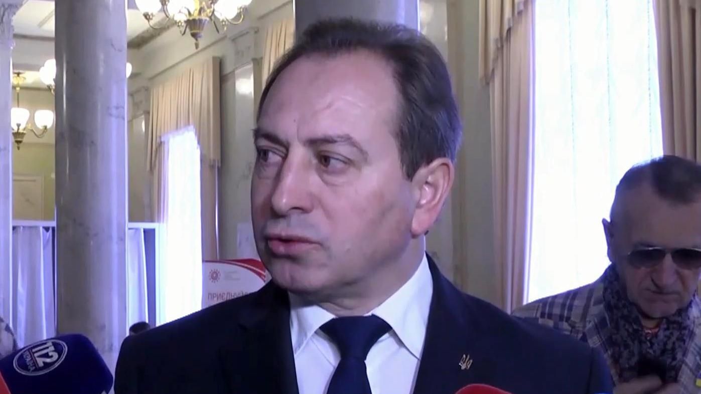 "Батько" не повинен говорити, хто буде прем'єром, — Томенко "Батько" не повинен говорити, хто буде прем'єром, — Томенко