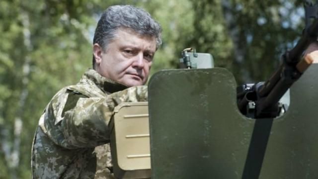 Порошенко зробив невтішний прогноз через бої біля Авдіївки 