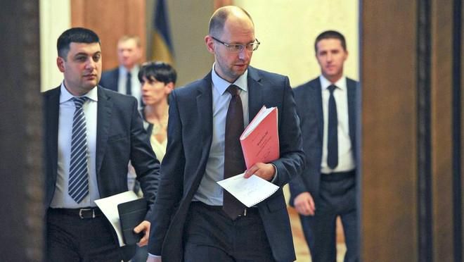 Луценко розповів, коли Рада може знову спробувати зняти Яценюка Луценко розповів, коли Рада може знову спробувати зняти Яценюка