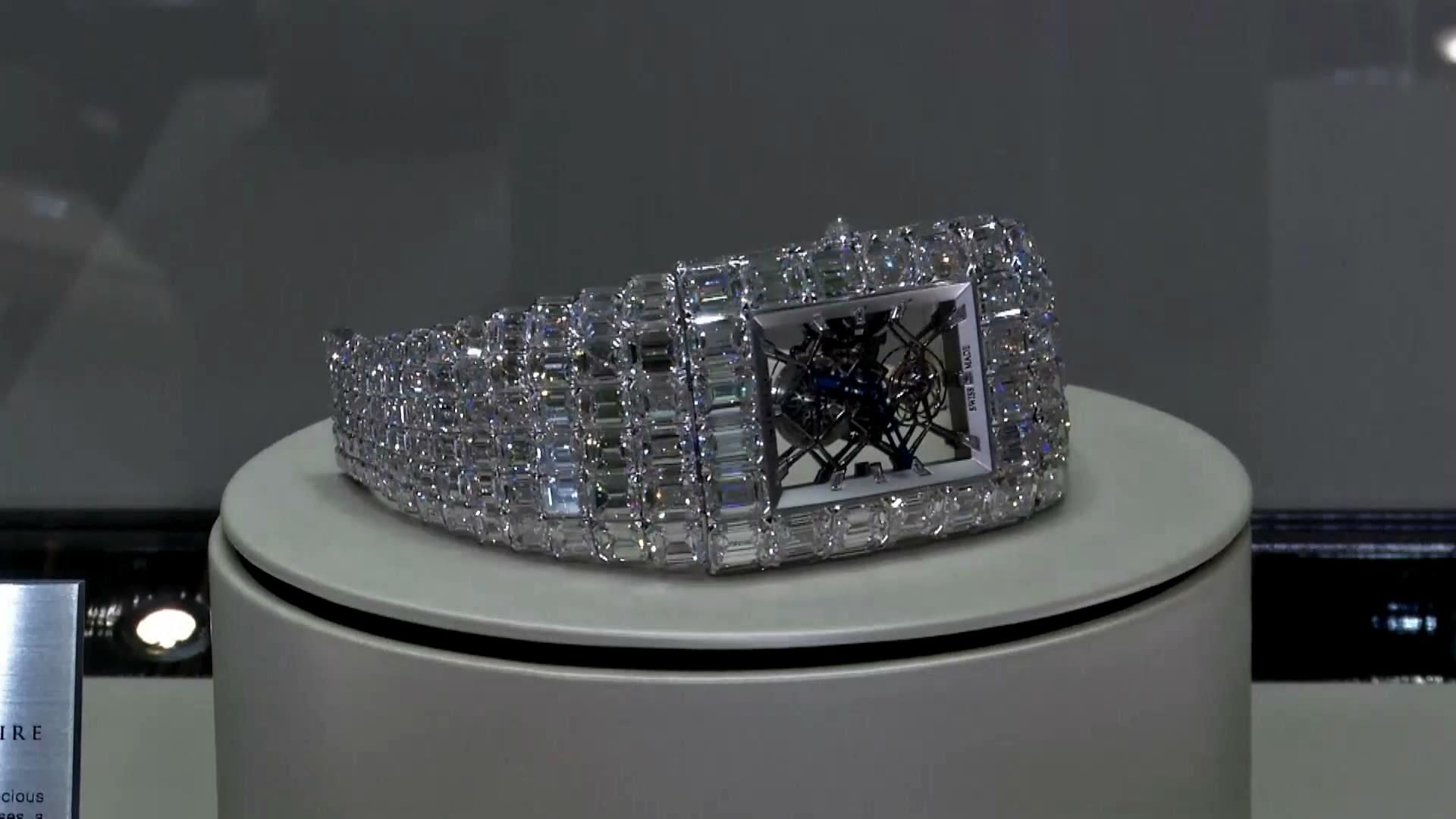 Унікальна виставка найновіших і найдорожчих годинників відкрилася у Швейцарії Унікальна виставка найновіших і найдорожчих годинників відкрилася у Швейцарії