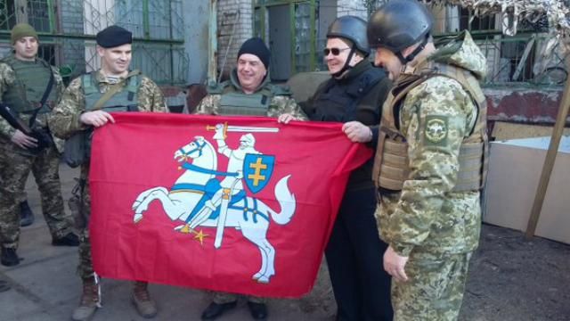 Линкявичус после посещения Широкиного: я слышал артобстрелы на собственные уши Линкявичус после посещения Широкиного: я слышал артобстрелы на собственные уши