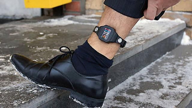 Патрульного-крадія посадили під домашній арешт Патрульного-крадія посадили під домашній арешт