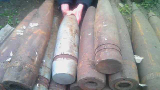 На Дніпропетровщині на подвір'ї вибухнув снаряд, є жертви На Дніпропетровщині на подвір'ї вибухнув снаряд, є жертви