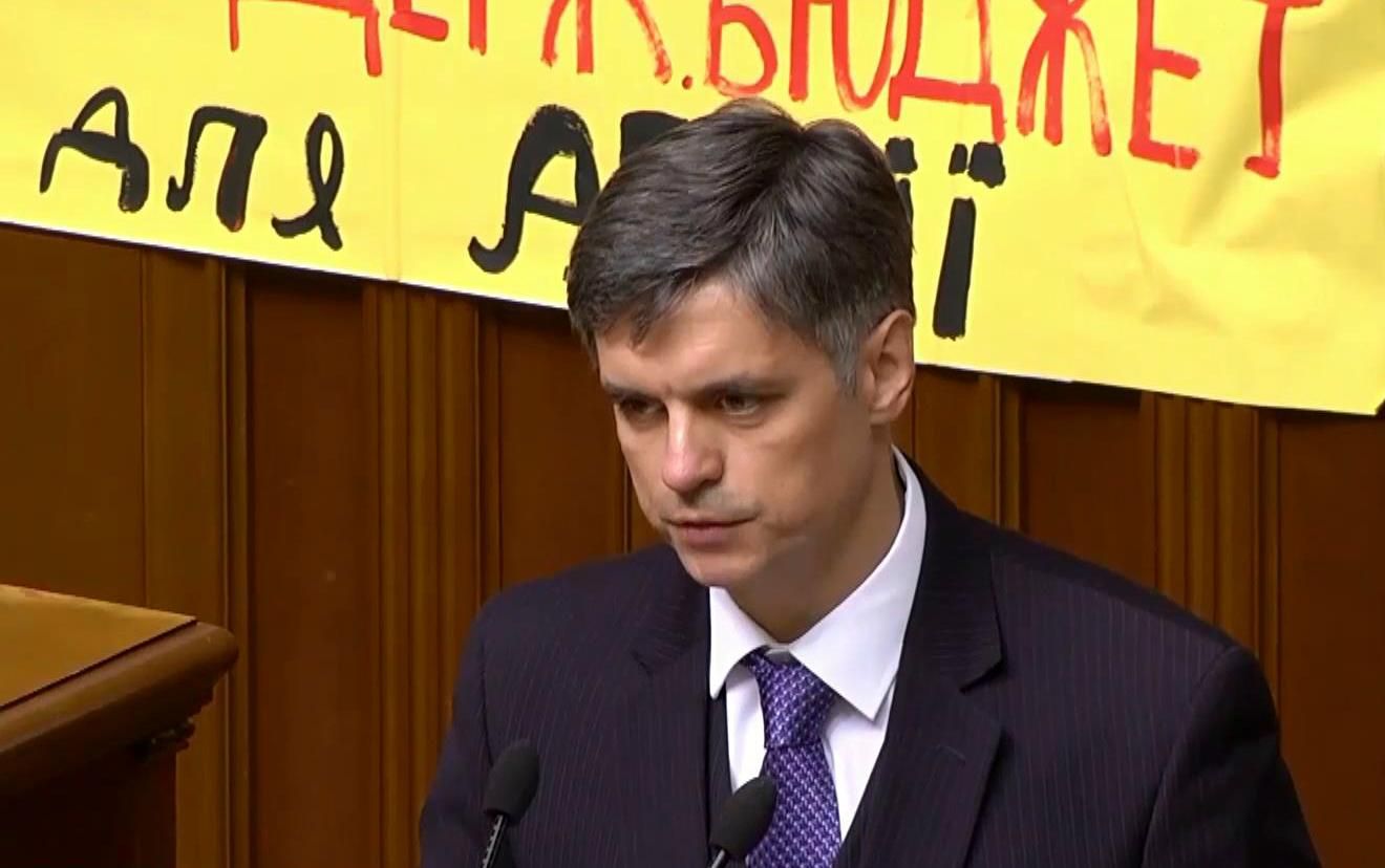 У МЗС розповіли, що заважає запровадити візовий режим із Росією У МЗС розповіли, що заважає запровадити візовий режим із Росією