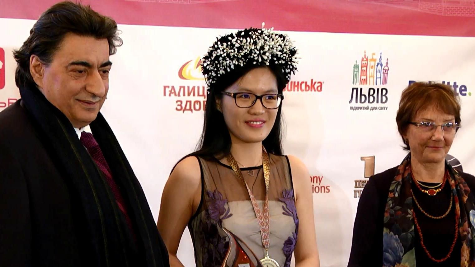 Во Львове "короновали" шахматистку №1 в мире Во Львове "короновали" шахматистку №1 в мире