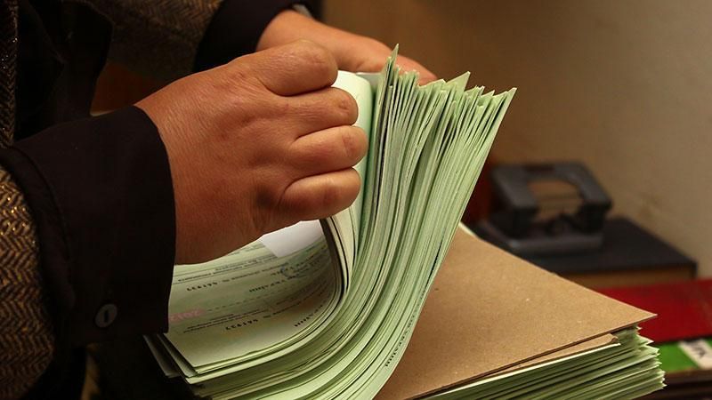 За тиждень до виборів ЦВК змінює склад міськвиборчкому Кривого Рогу За тиждень до виборів ЦВК змінює склад міськвиборчкому Кривого Рогу