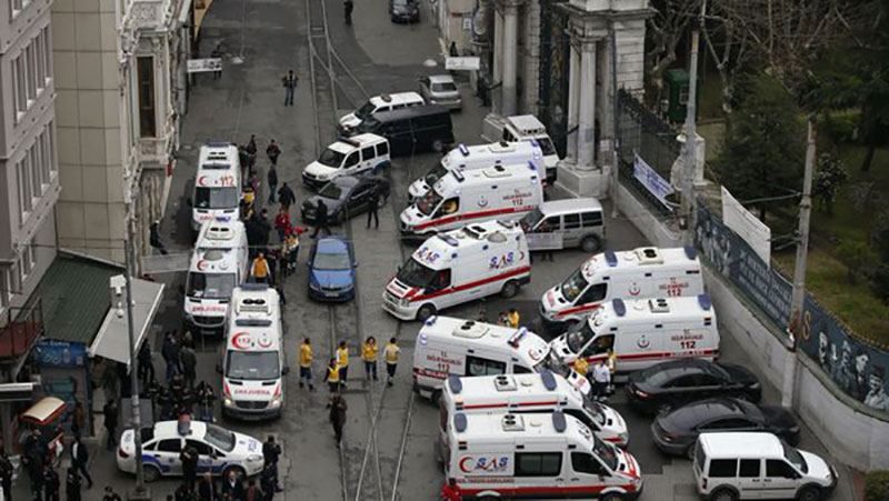 Стамбул в крови: возрастает количество жертв теракта (18+)
